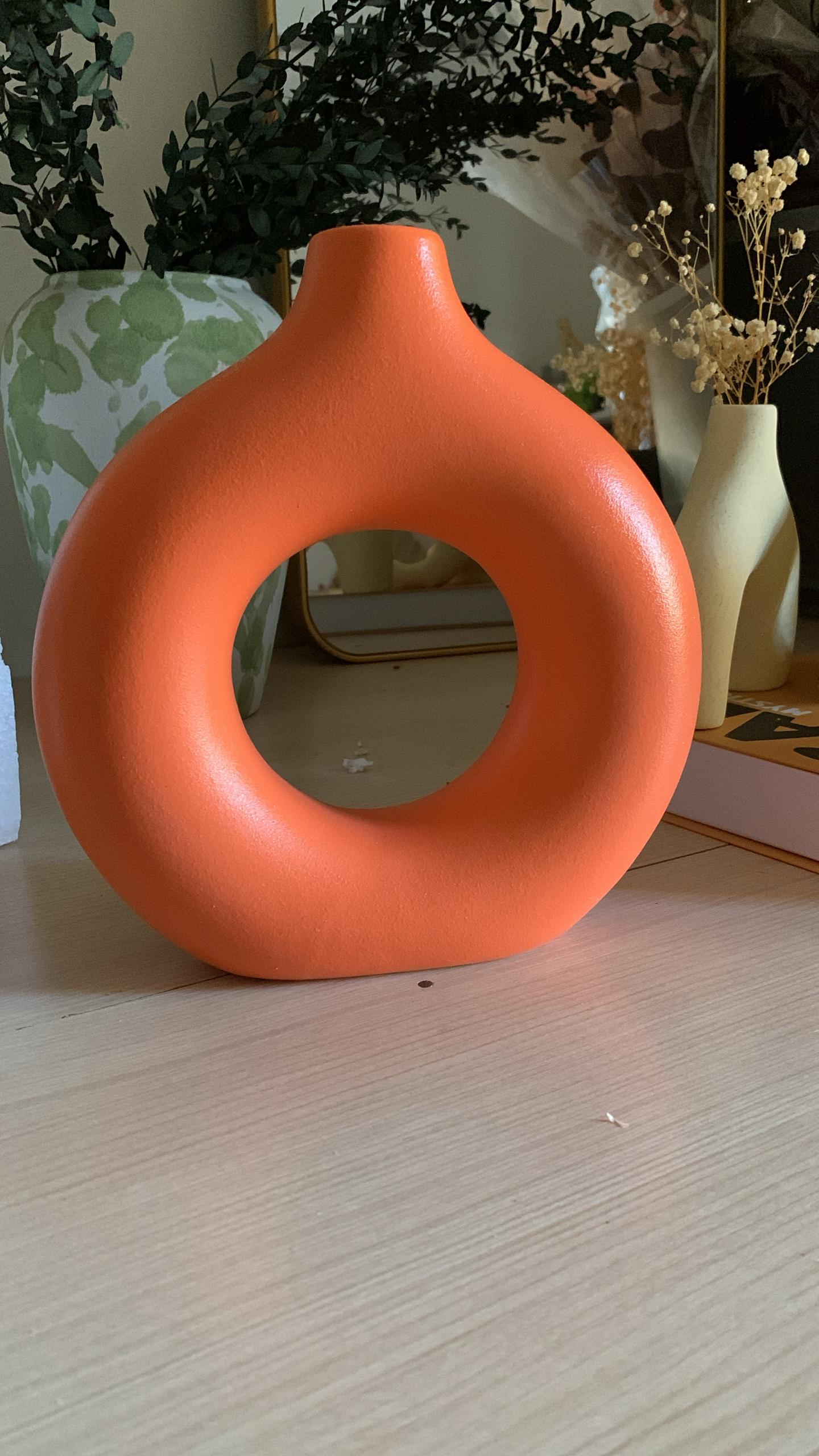 Vase donut coloré