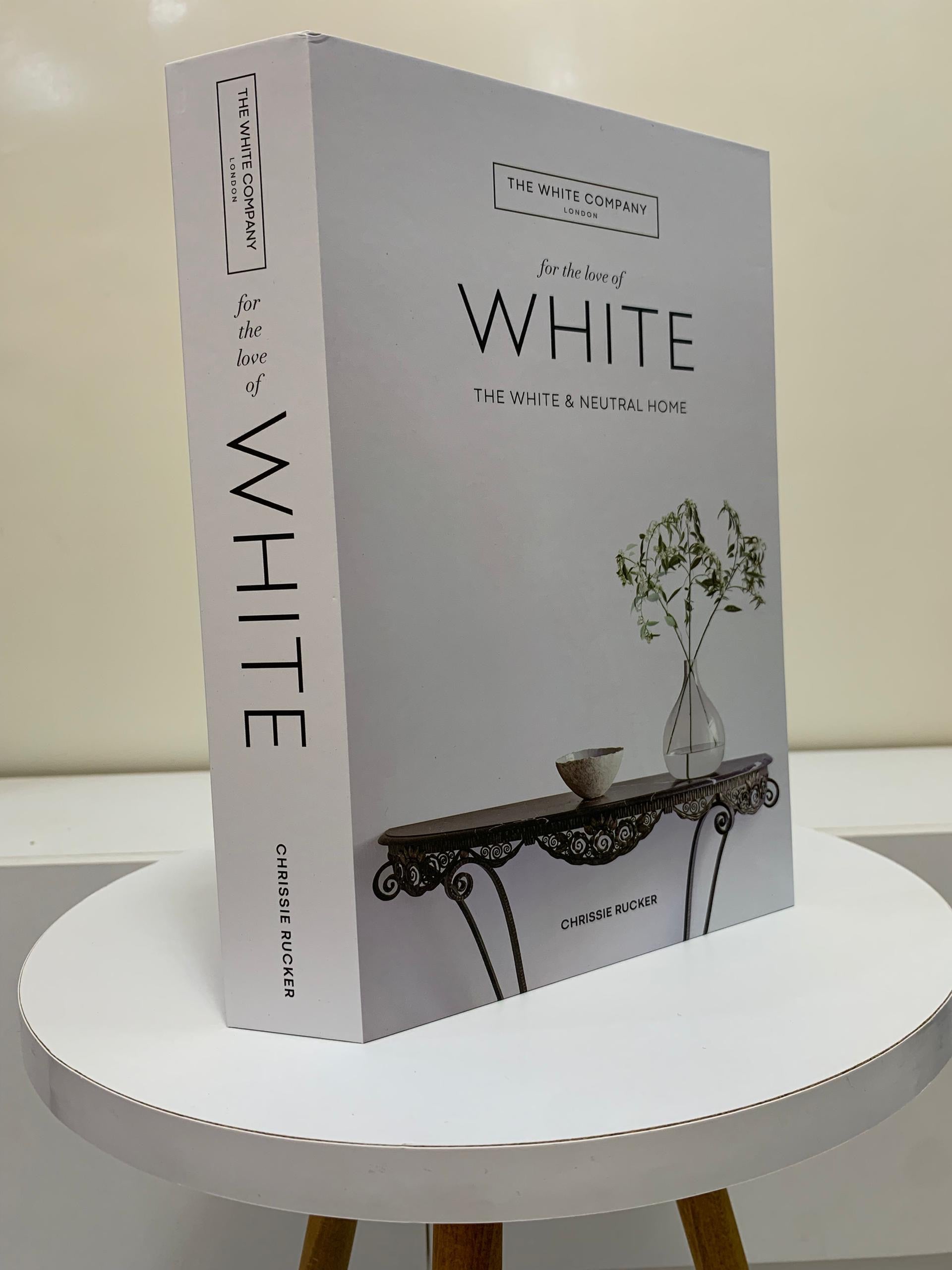 Livre décoratif rangement