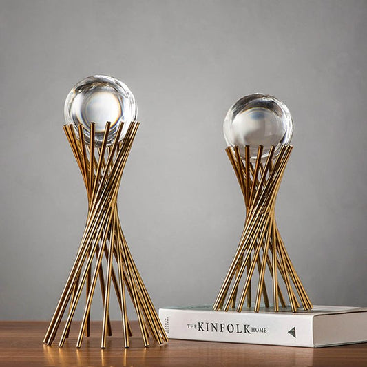 Support et boule de crystal décoratif