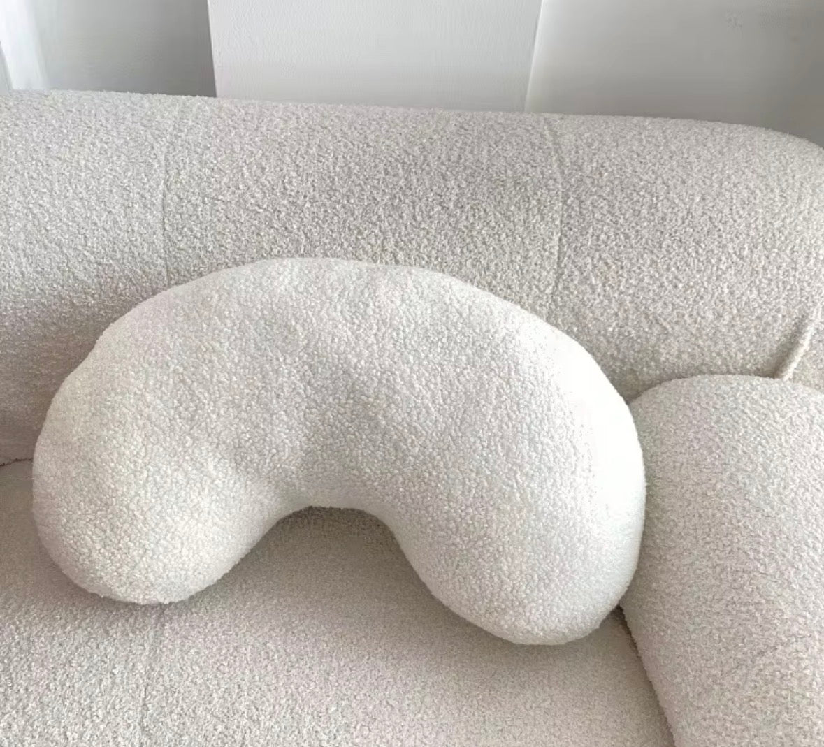 Coussin Lune Laine Bouclée