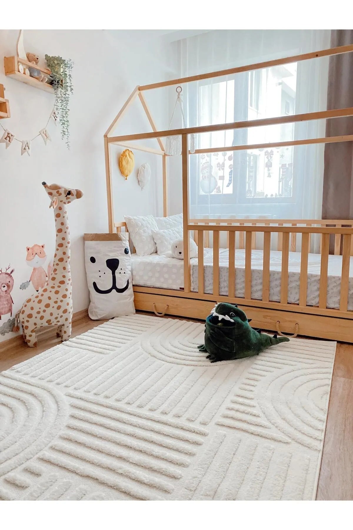 Tapis crème texturé à motifs courbes