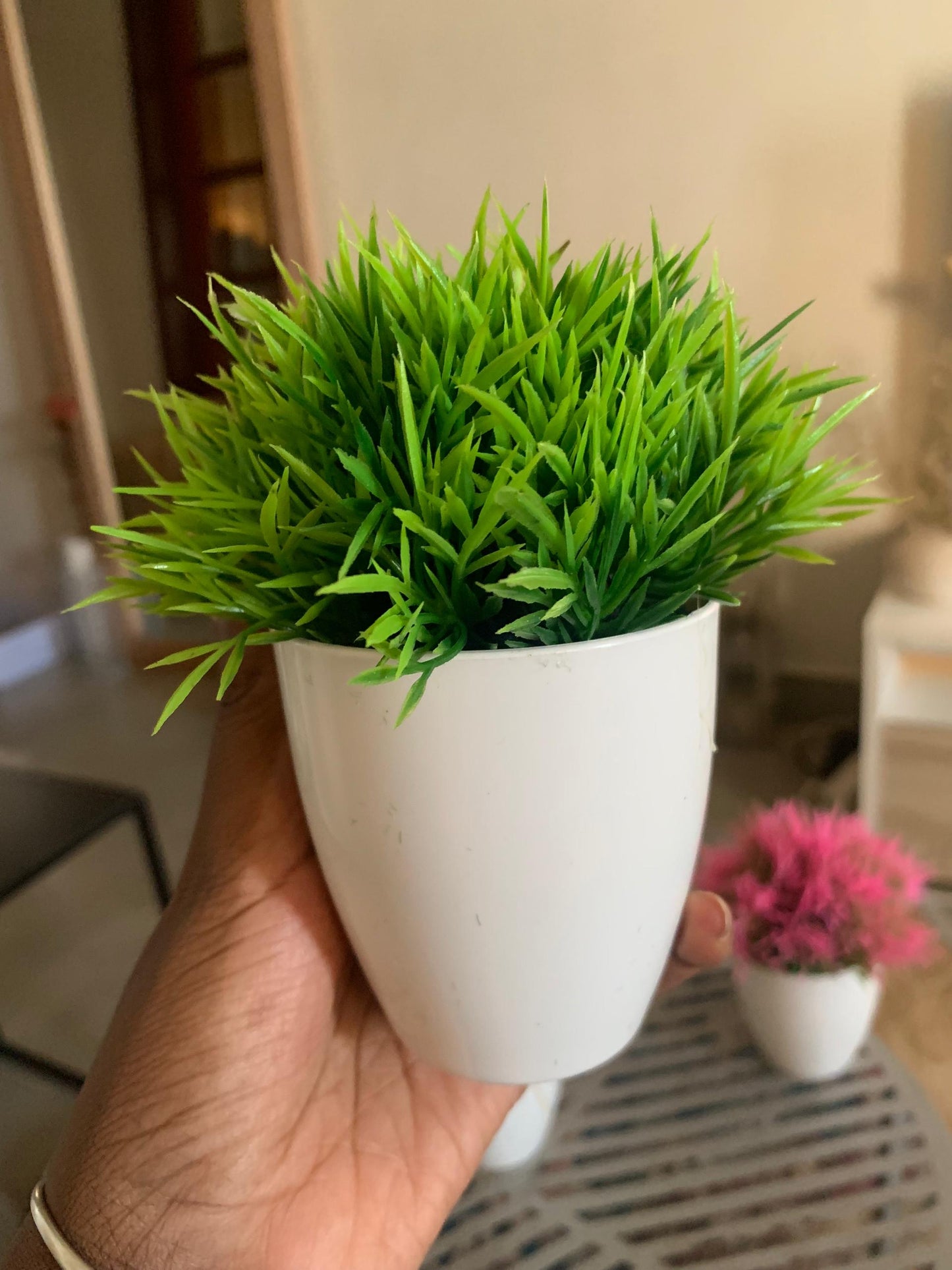 Mini pot fleurs artificielles colorées