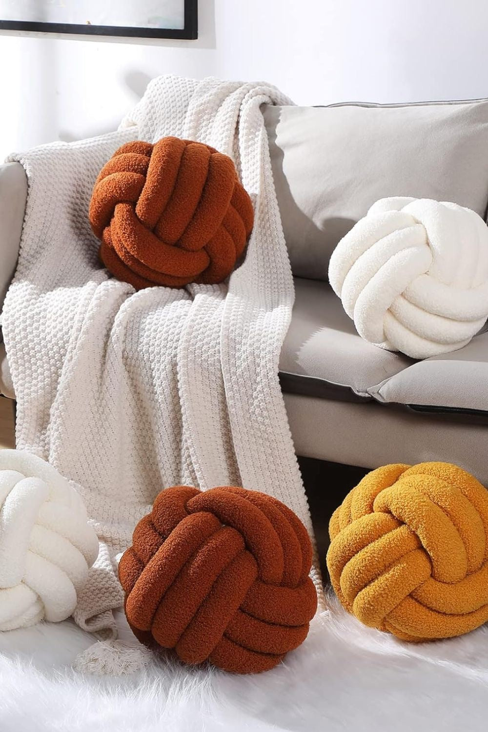 Coussin Noué Laine Bouclée