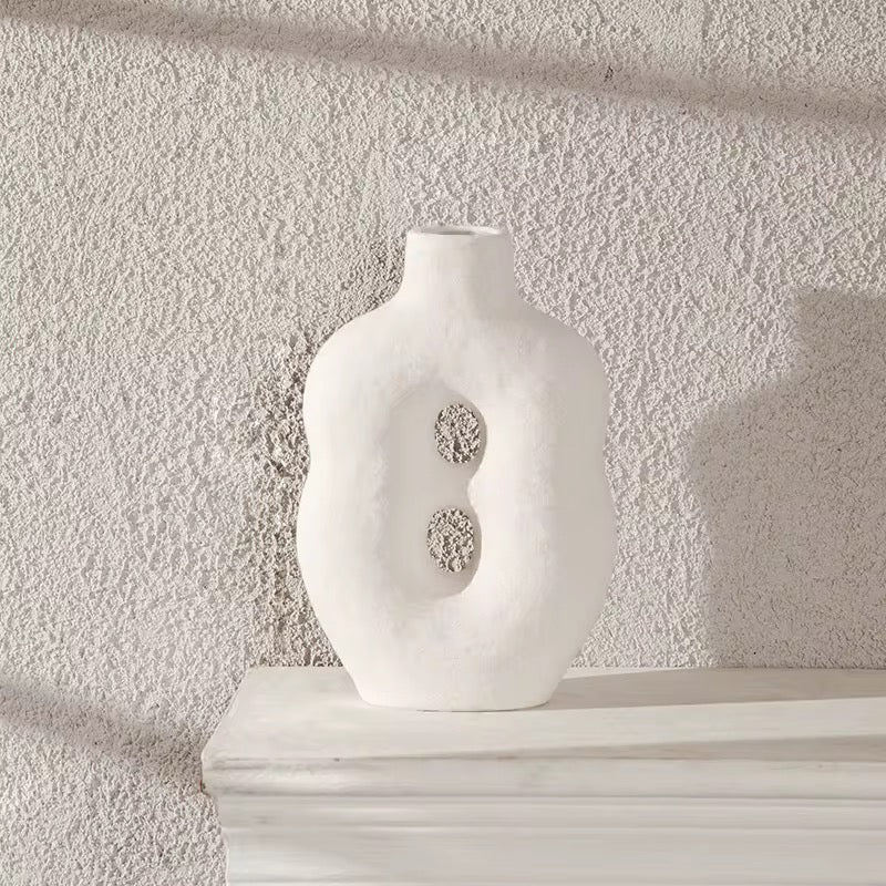 Vases Sculpturaux Blancs - Collection Wabi Sabi
