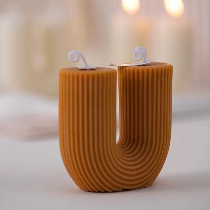 Bougie parfumée en U