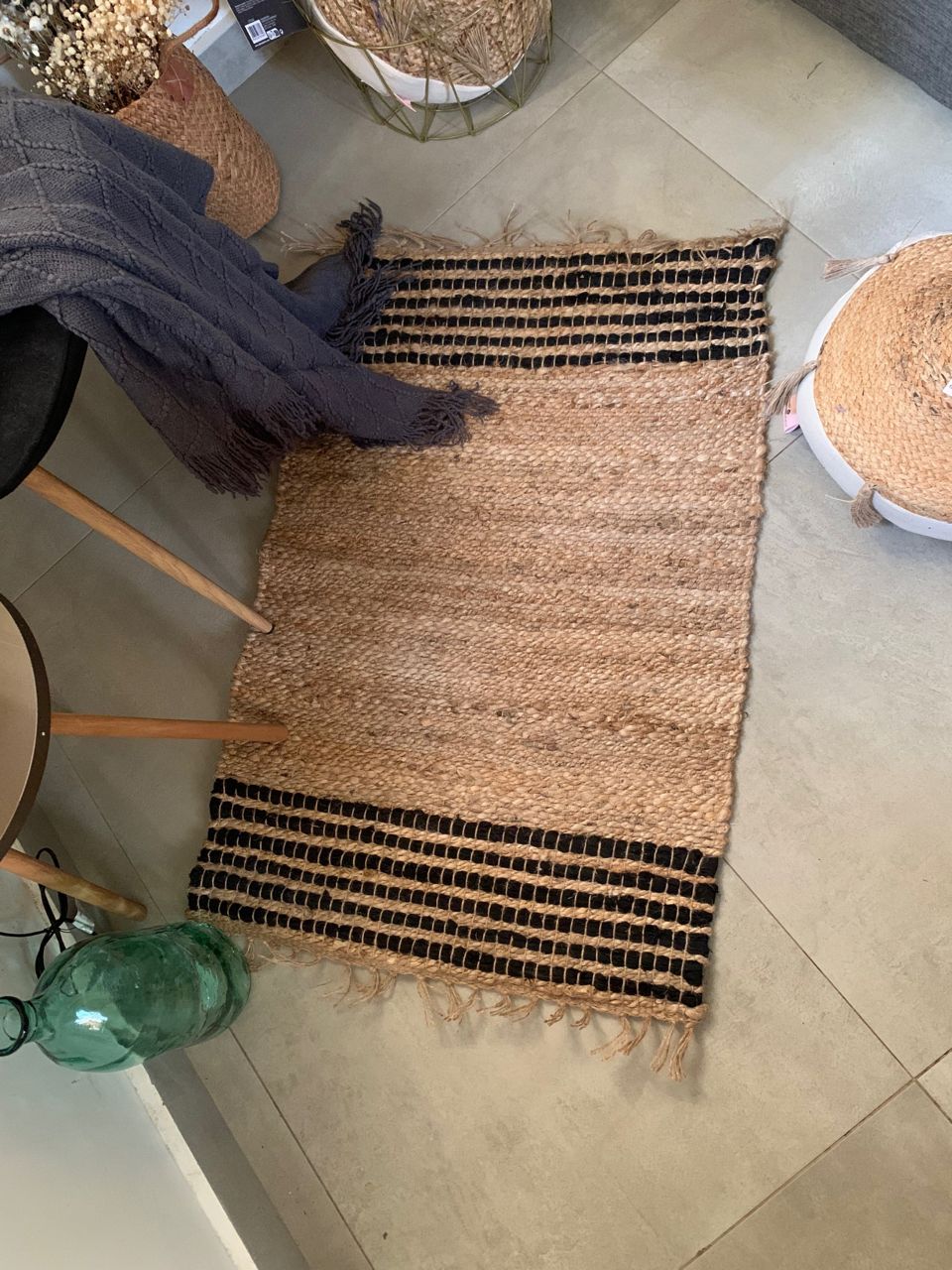 Tapis naturel à rayures noires 60x90 cm
