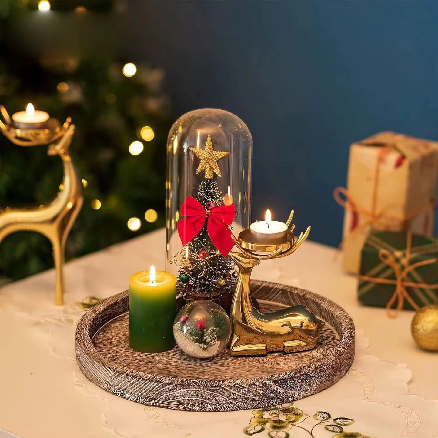 Plateau rond en bois sculpté - 20 cm