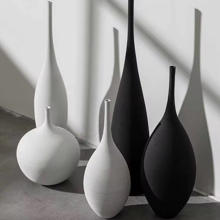 Vases silhouettes brossés