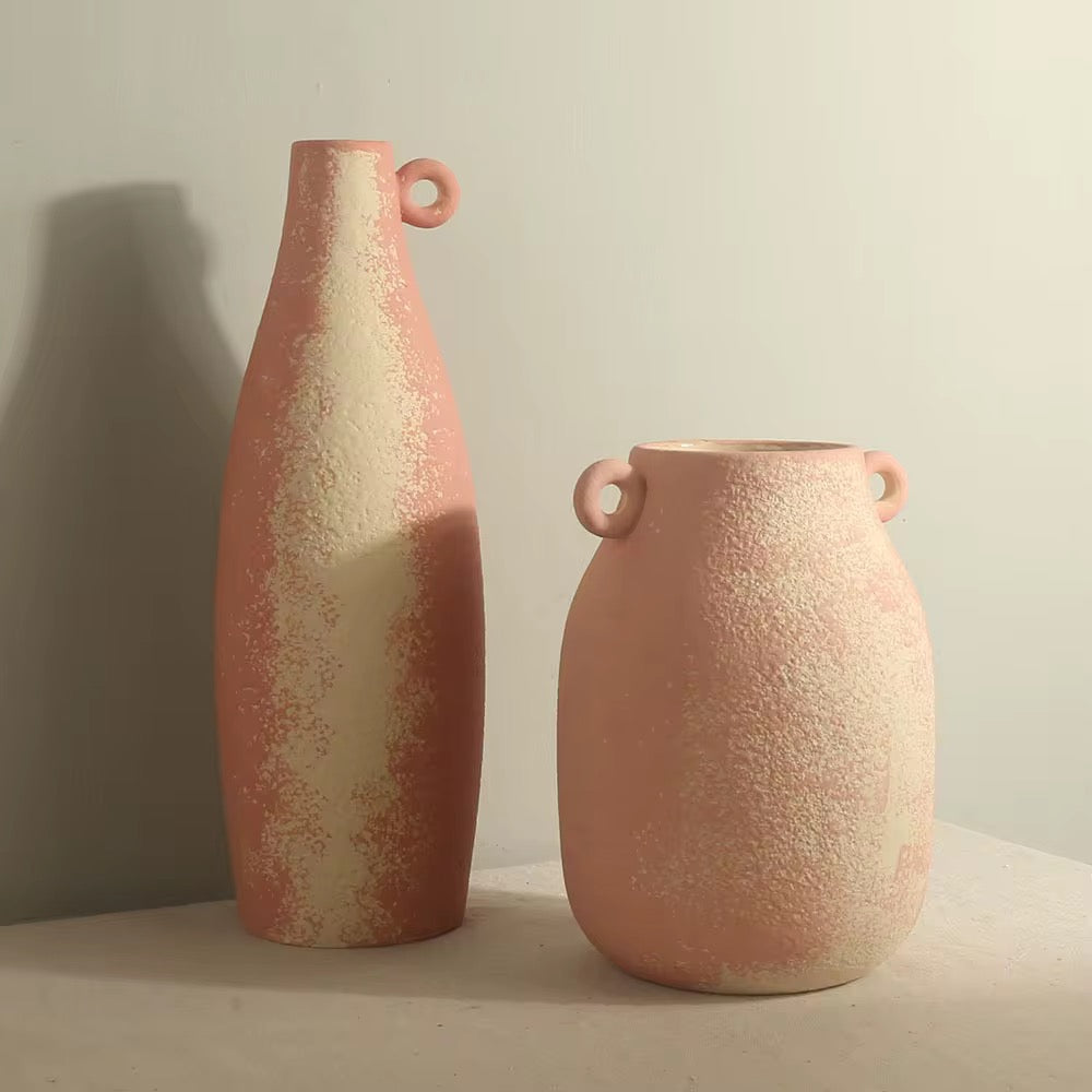 Vases en céramique texturée rose poudré