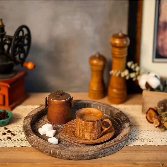 Plateau rond en bois sculpté - 20 cm