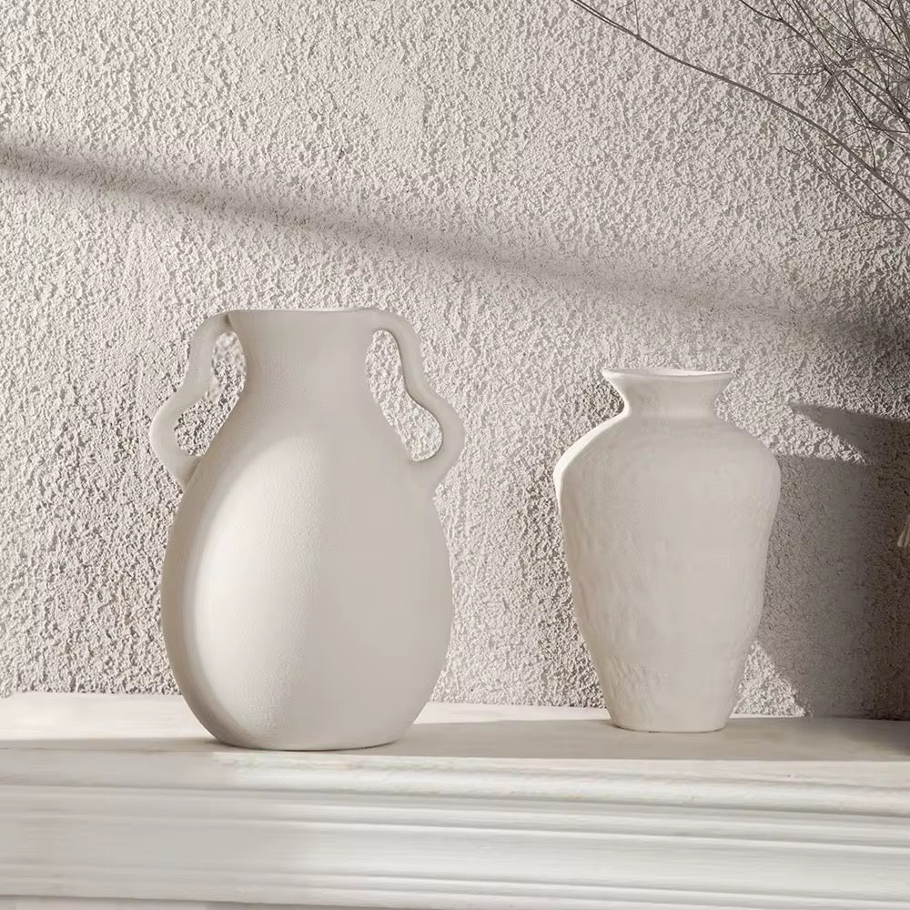 Vases Sculpturaux Blancs - Collection Wabi Sabi