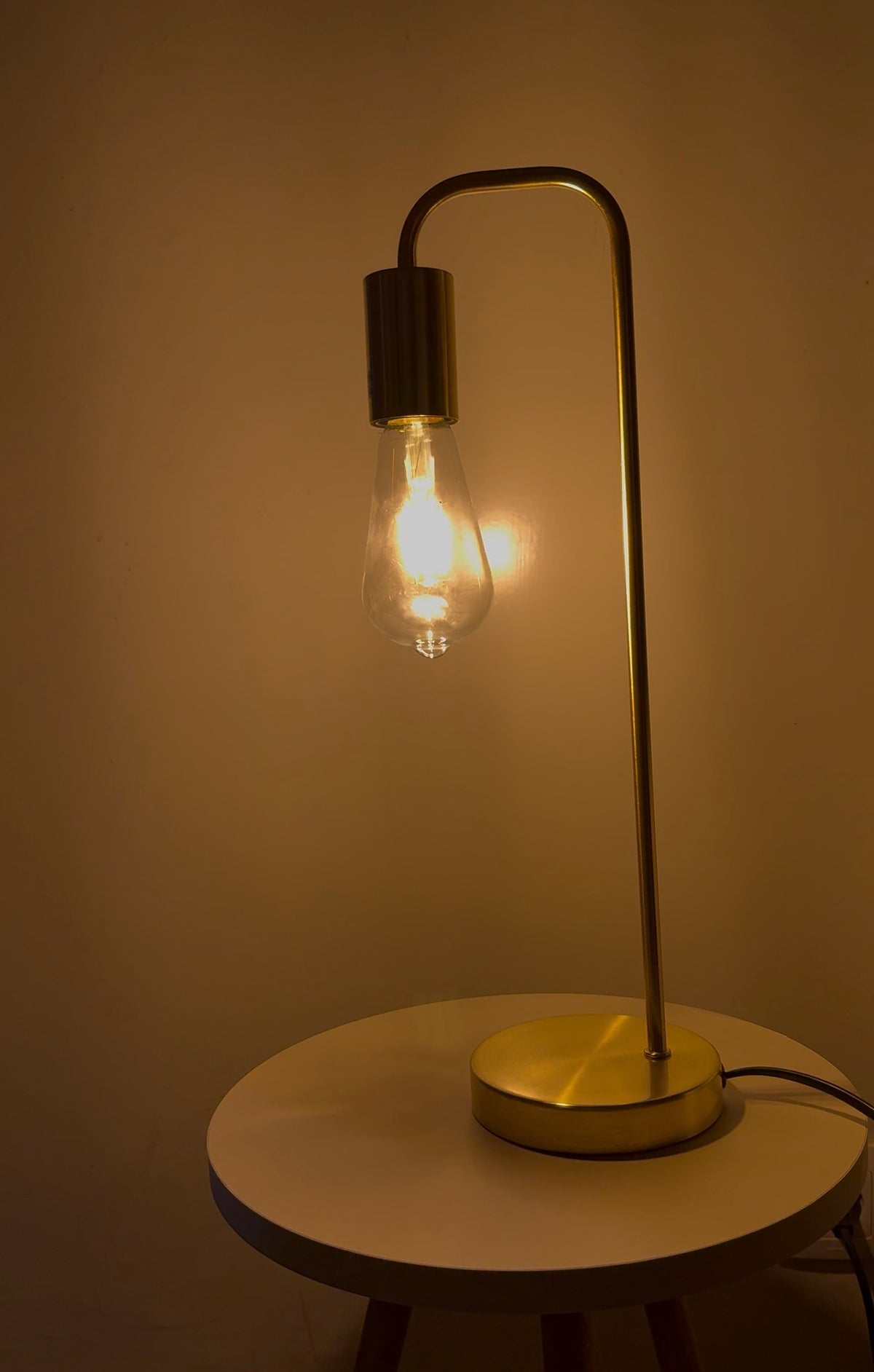 Ampoule LED décorative E27 – 4W
 – forme goutte