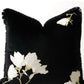 Coussin noir fleurs brodées