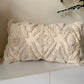 Coussin texturé écru 30x50 cm
